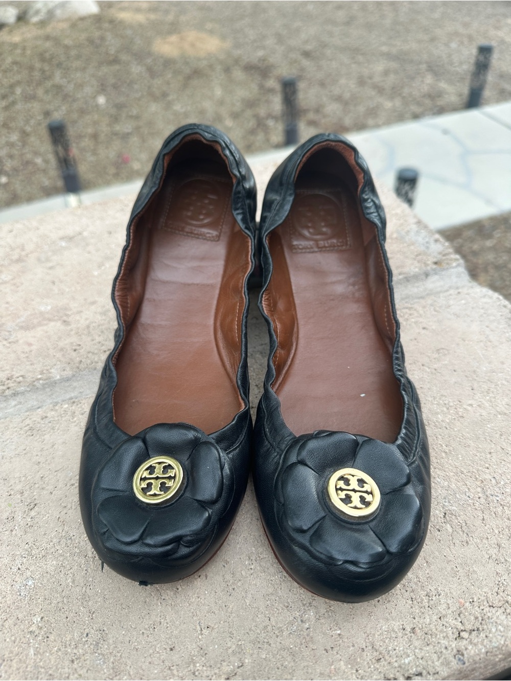 Tory Burch Black Leather Floral Logo Ballet Flats